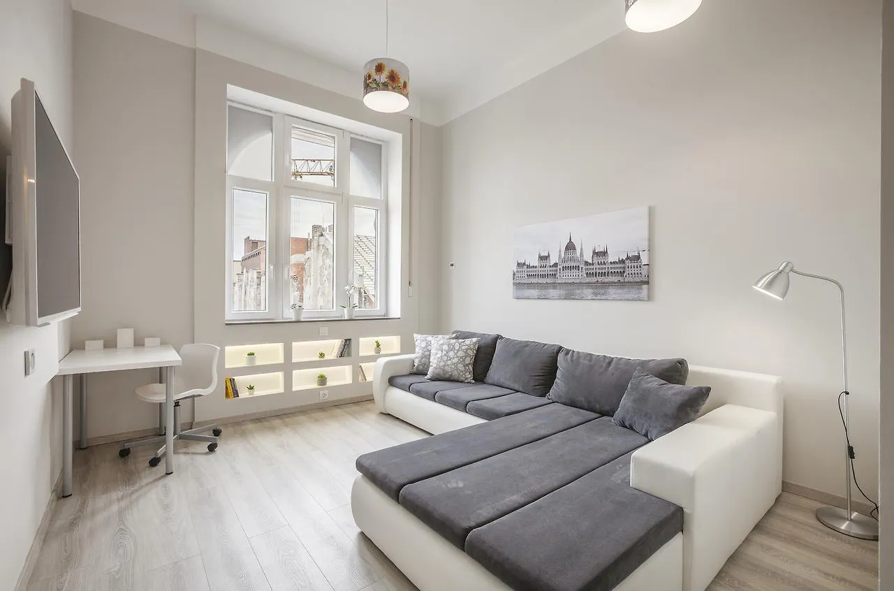 Kings Cross Apartment Budapest